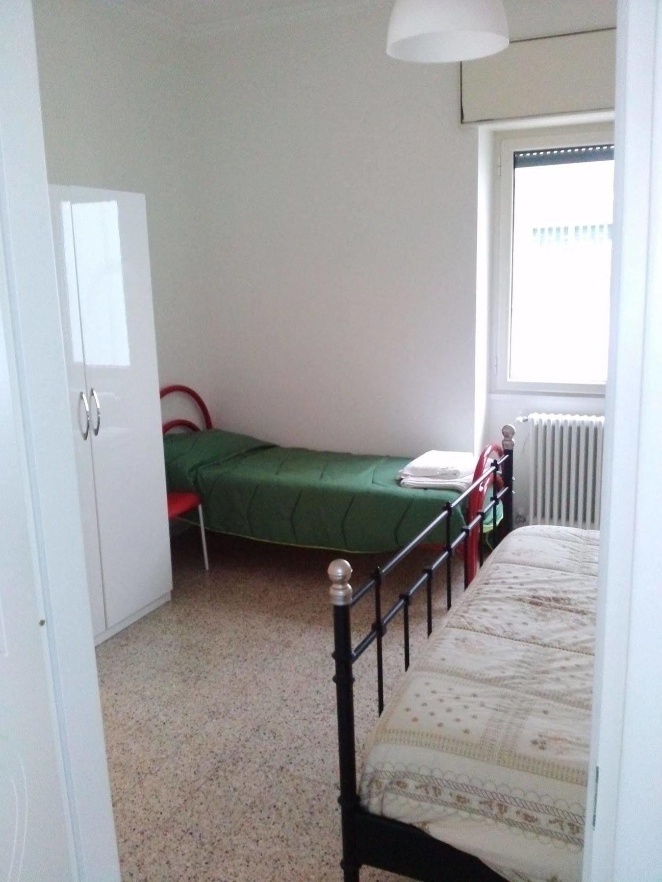Bed and Breakfast Domus Aurea Neapel Exterior foto
